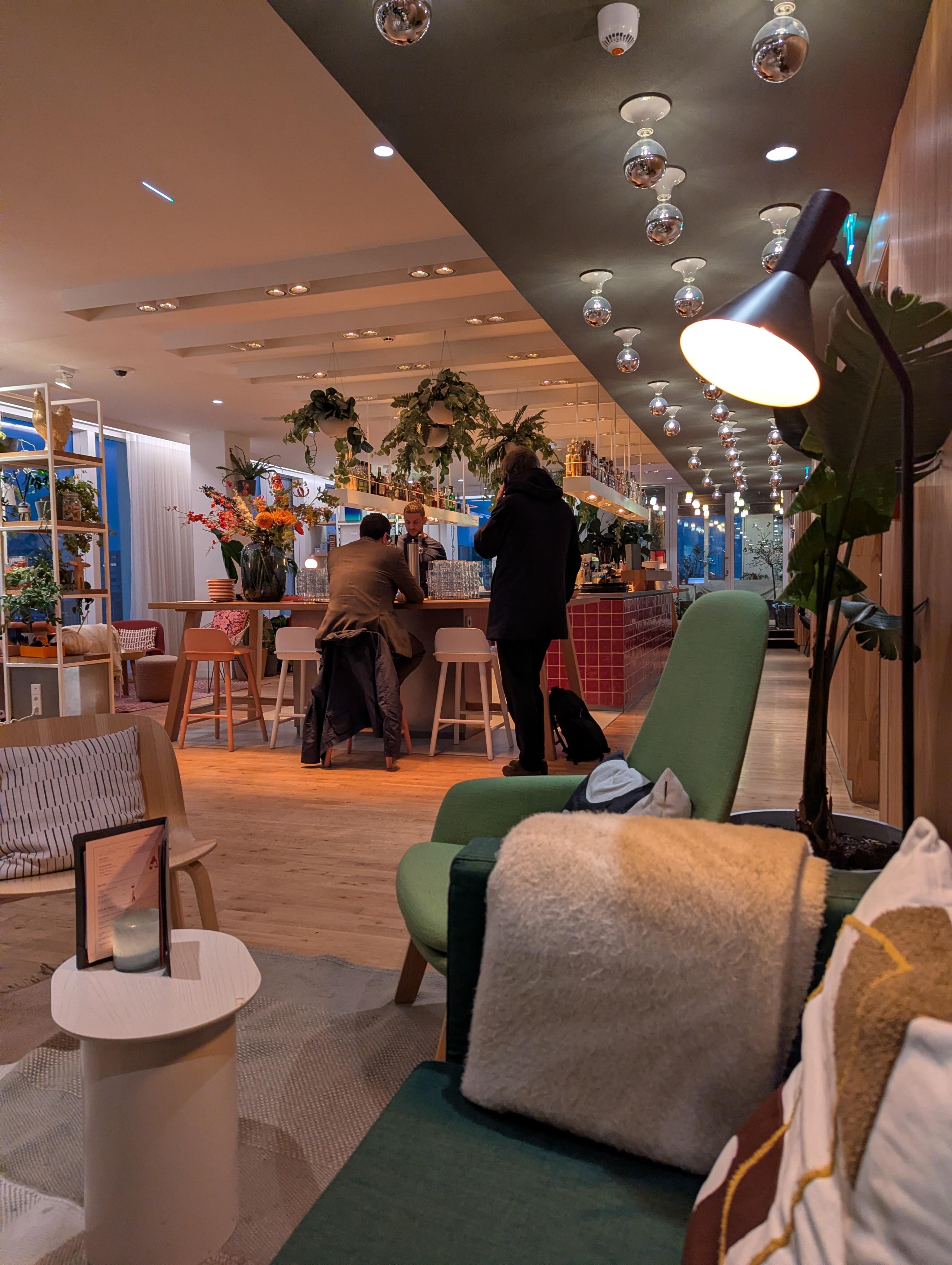 Cool bar/co working space 