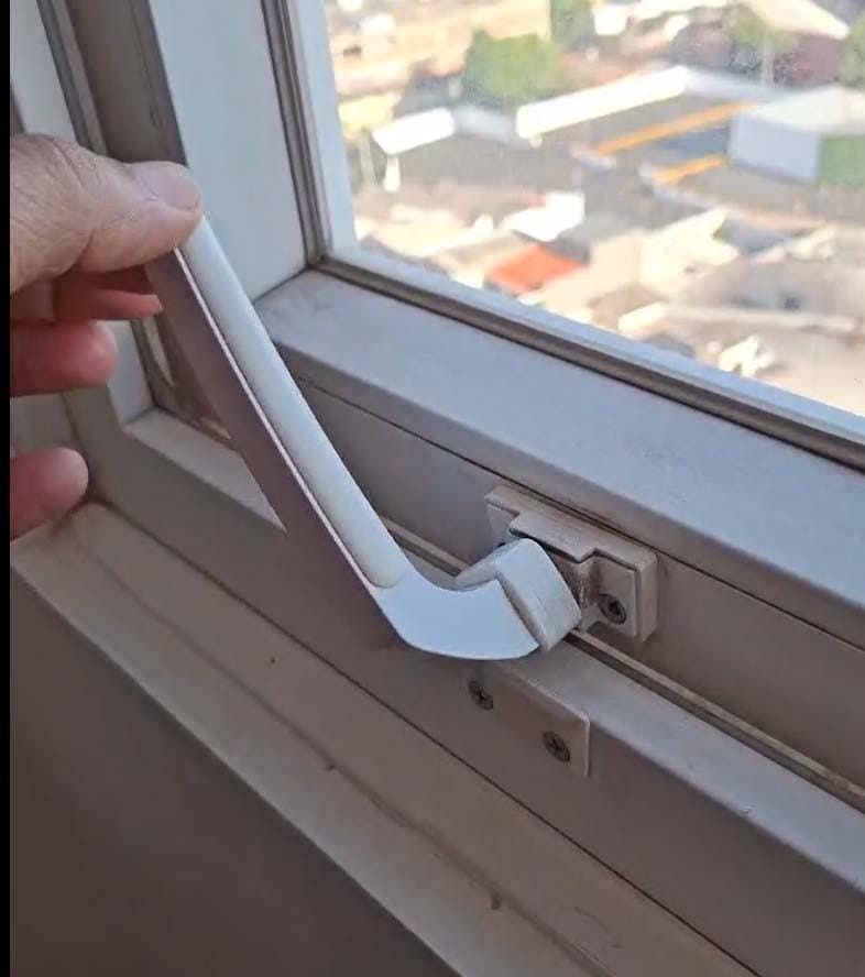 Broken latch