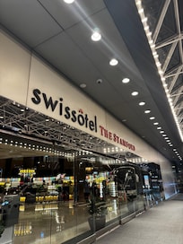 Front entrance of hotel