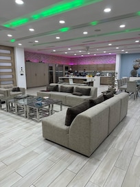 Living room and kitchen with plenty of space.