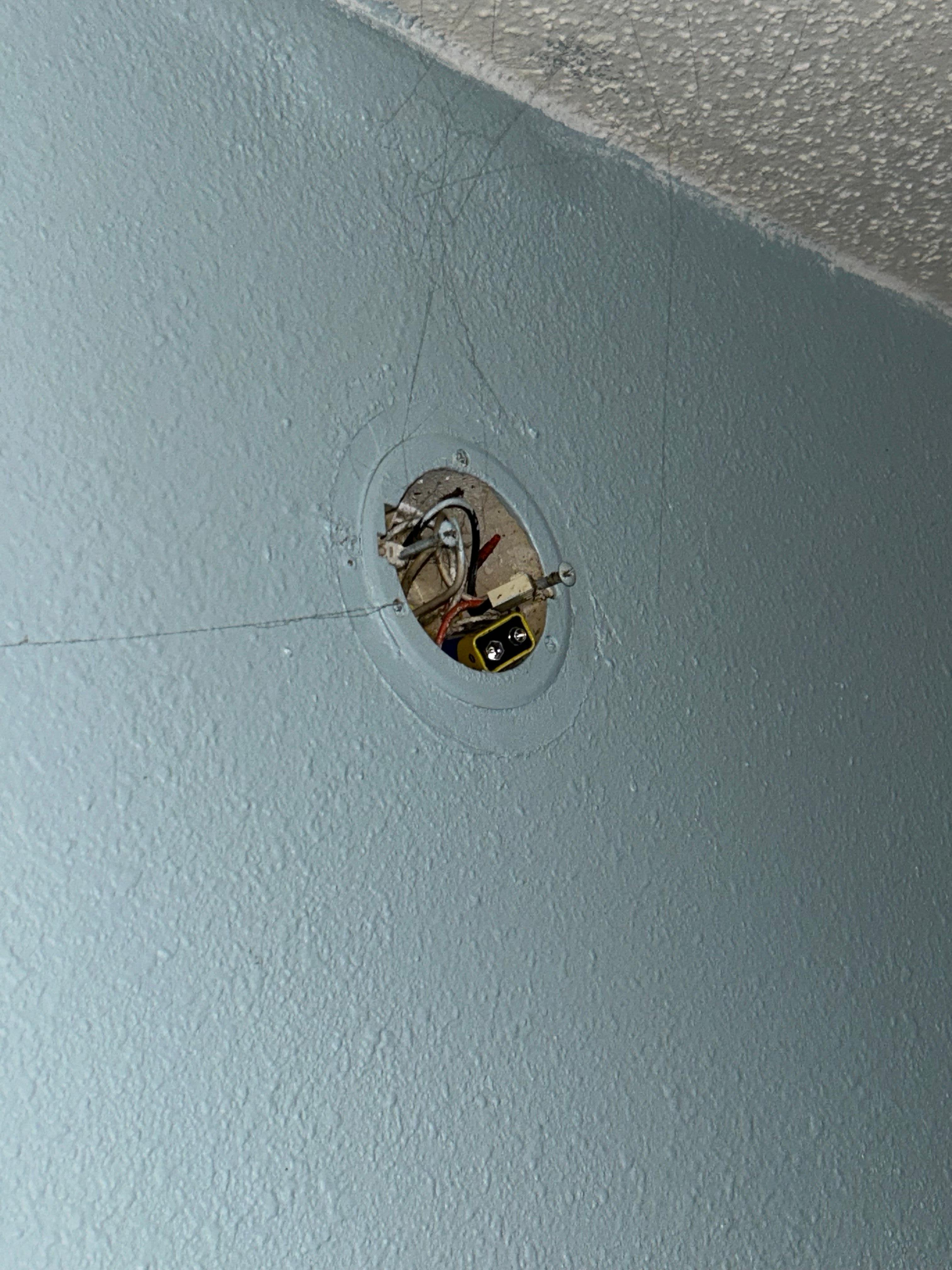 Missing smoke detector