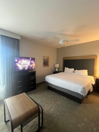 Very clean & spacious plus the kitchen was fully equipped along with a regular size fridge!