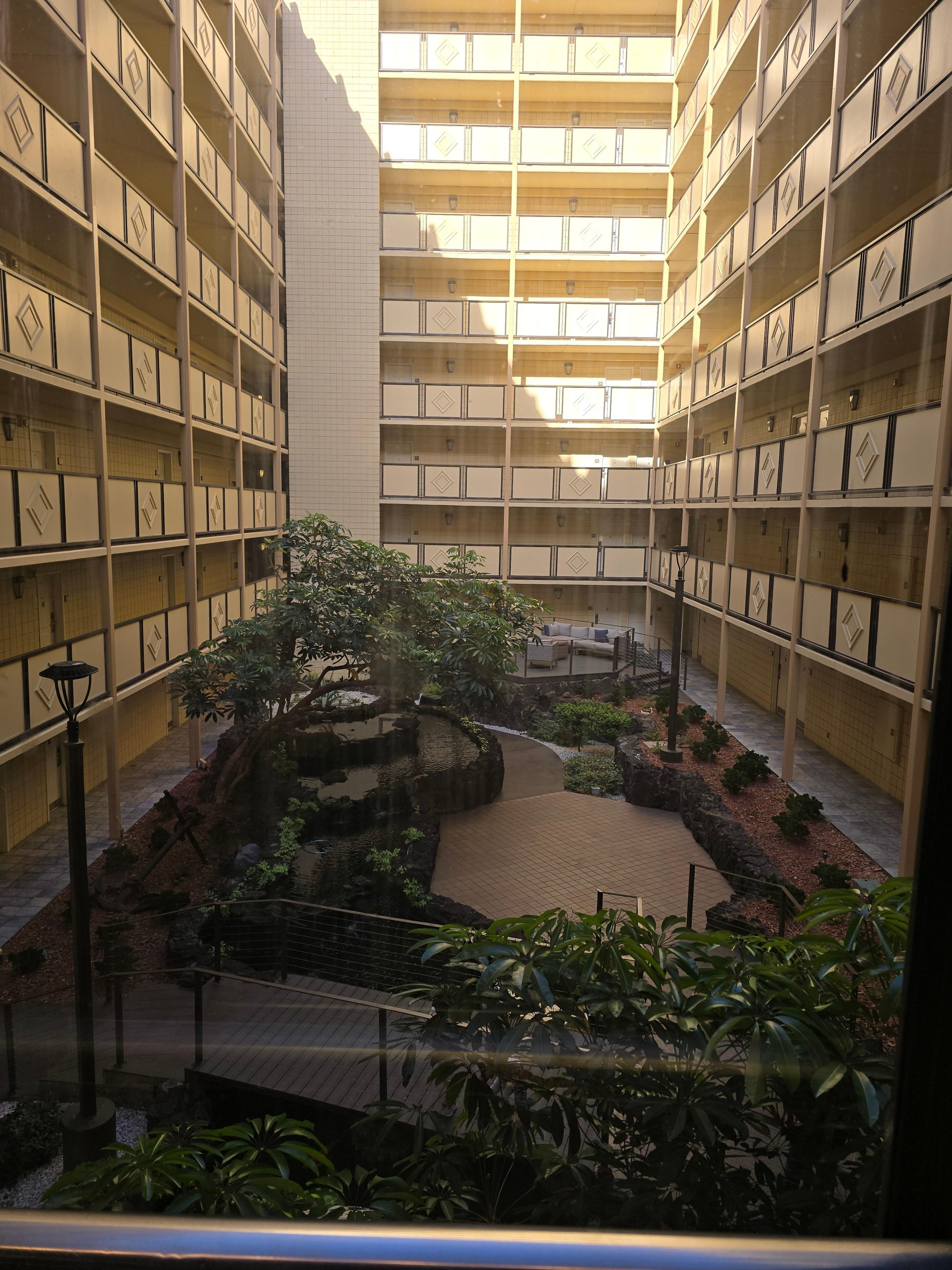 Courtyard area. Plus plenty of comfortable seating
