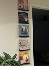 Retro! I love the 70âs theme b