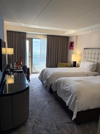 本館的海景雙人房