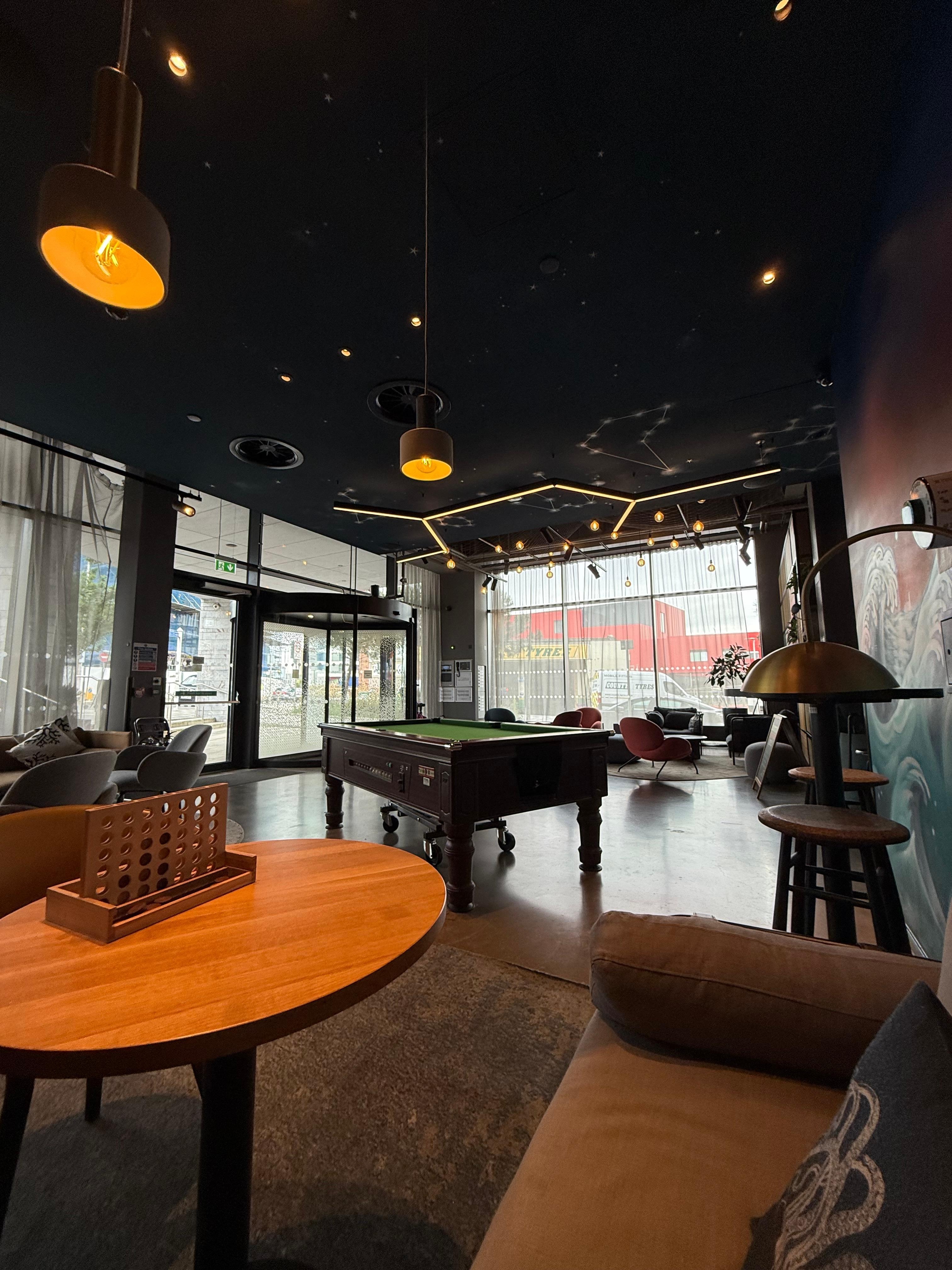 Bar