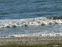 Beautiful sounds of waves crashing on surf