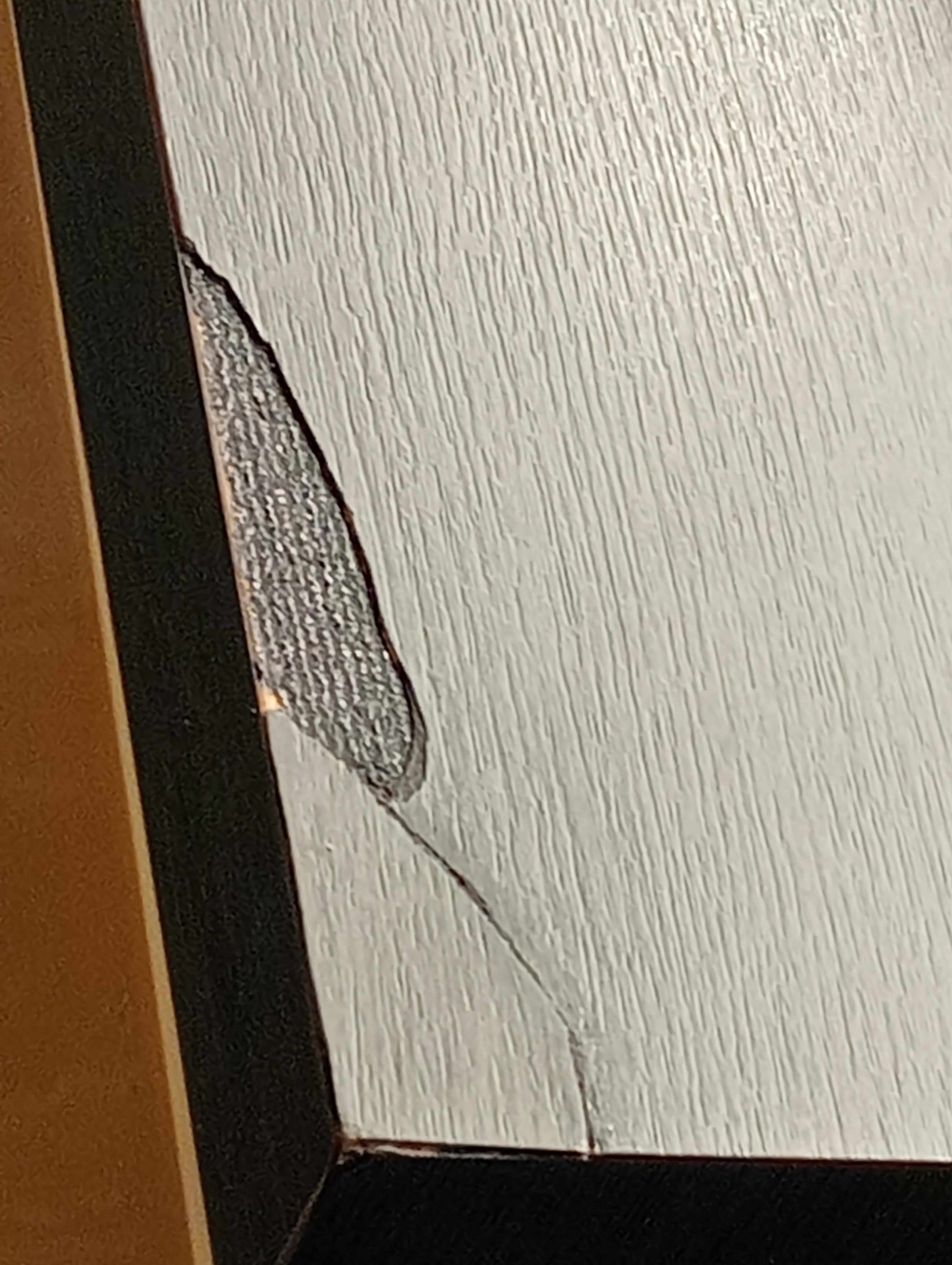 Bench in room 612 I got for 2 days