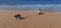 El acceso en la playa super