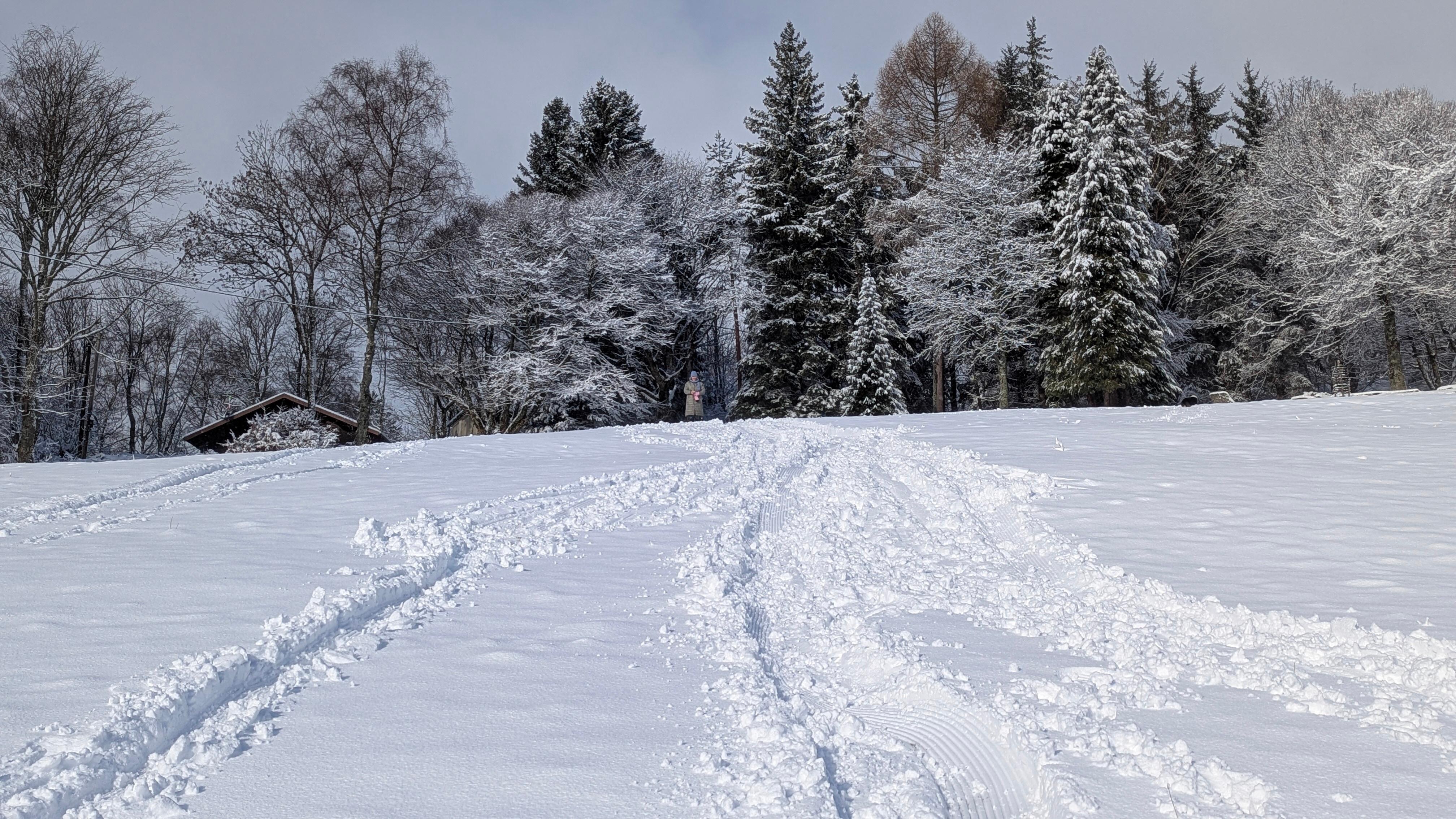 Schlittenhang unterhalb des Chalet