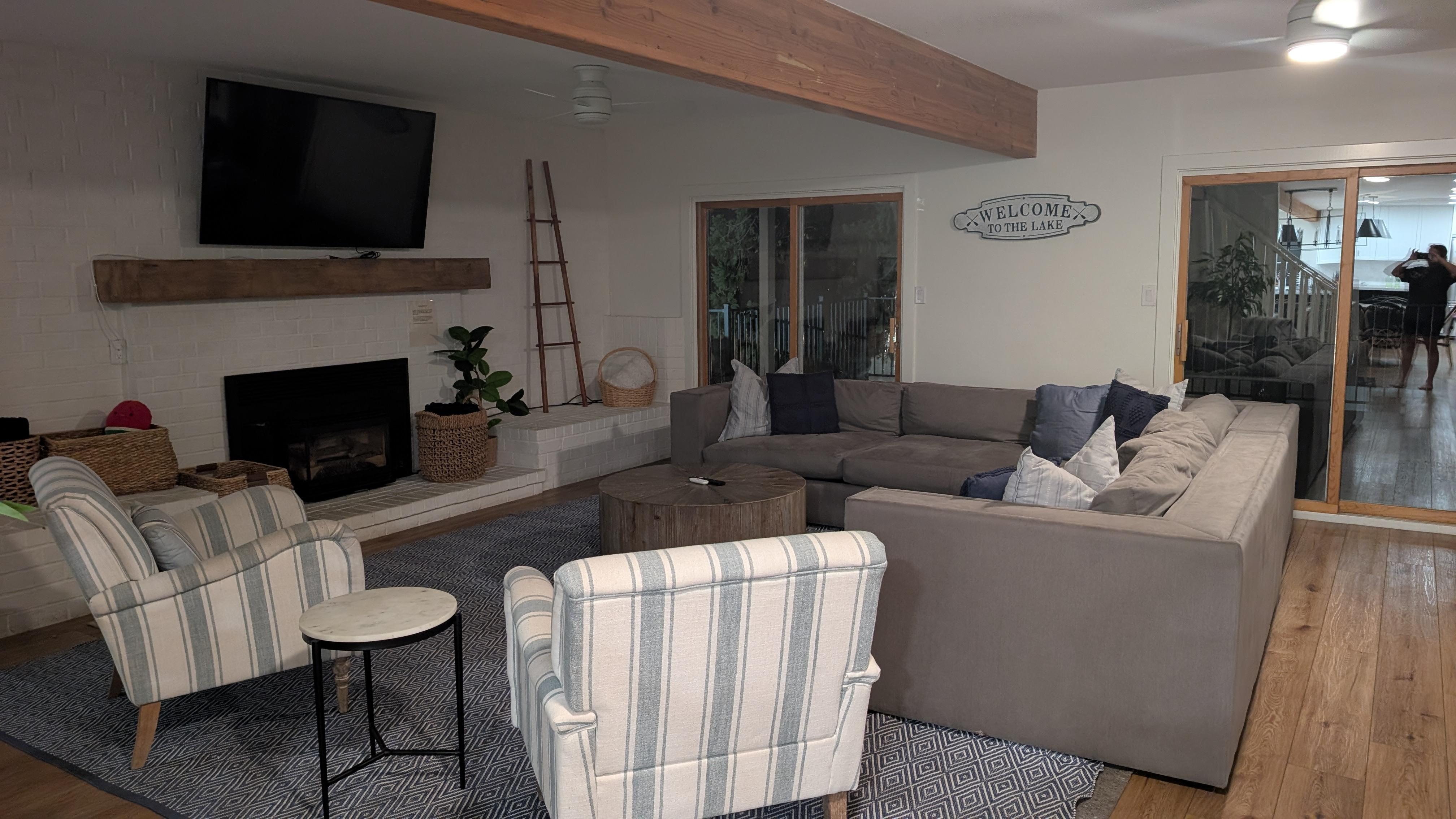 Comfortable living room.