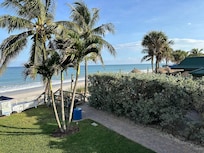 Mulligan’s restaurant next door