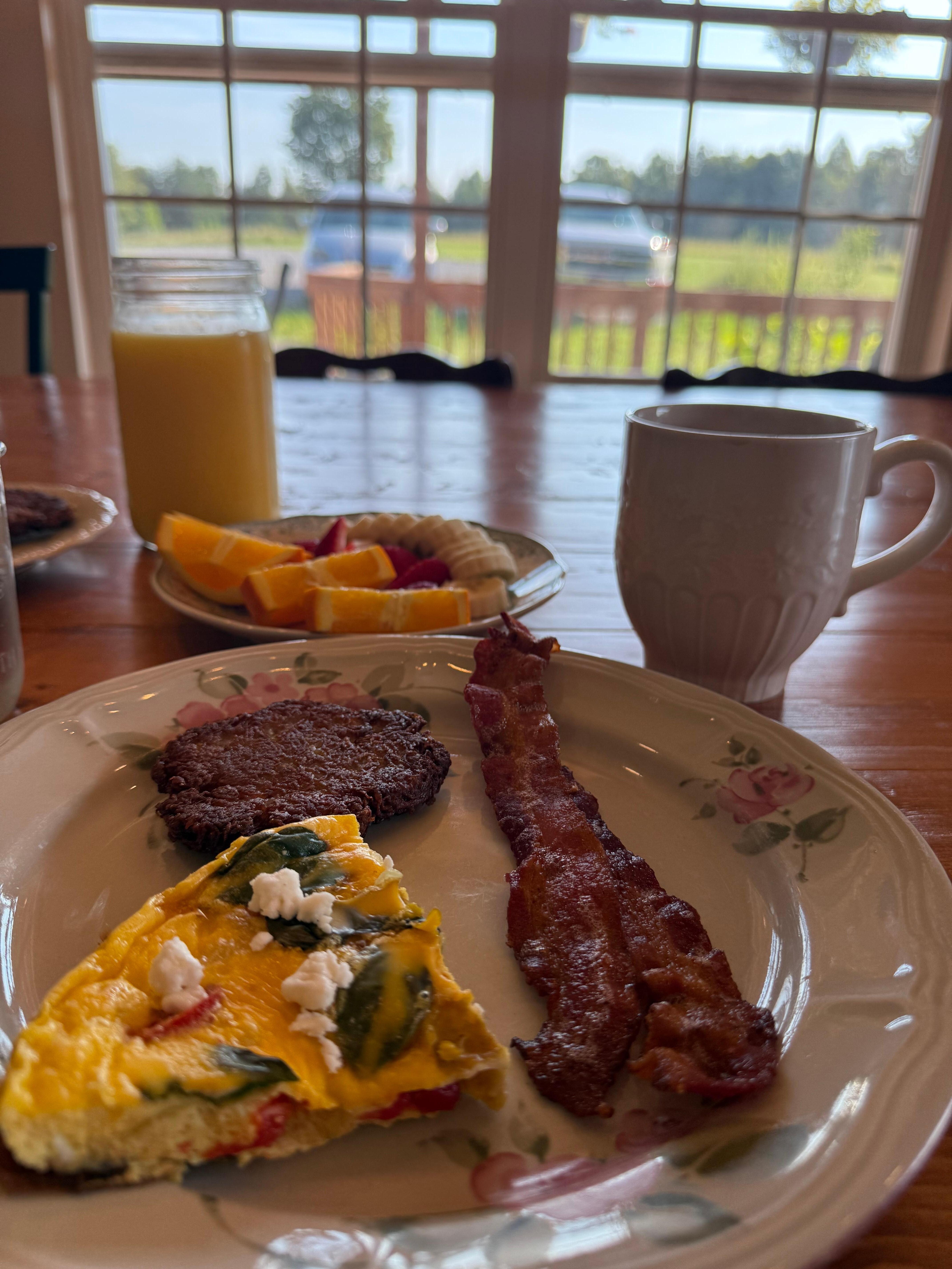Delicious home-made breakfast by the gracious hosts 
