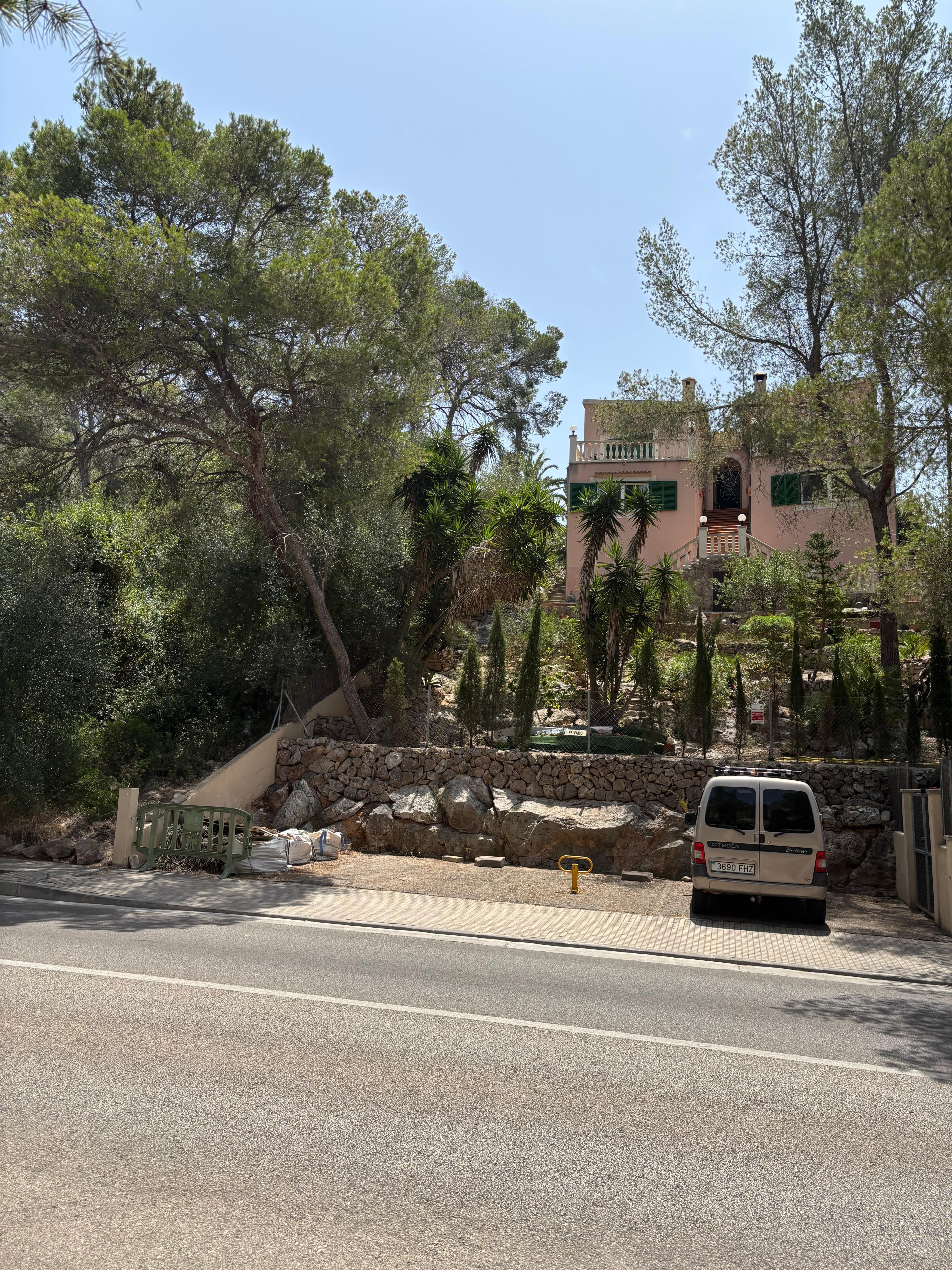 Surrounding area