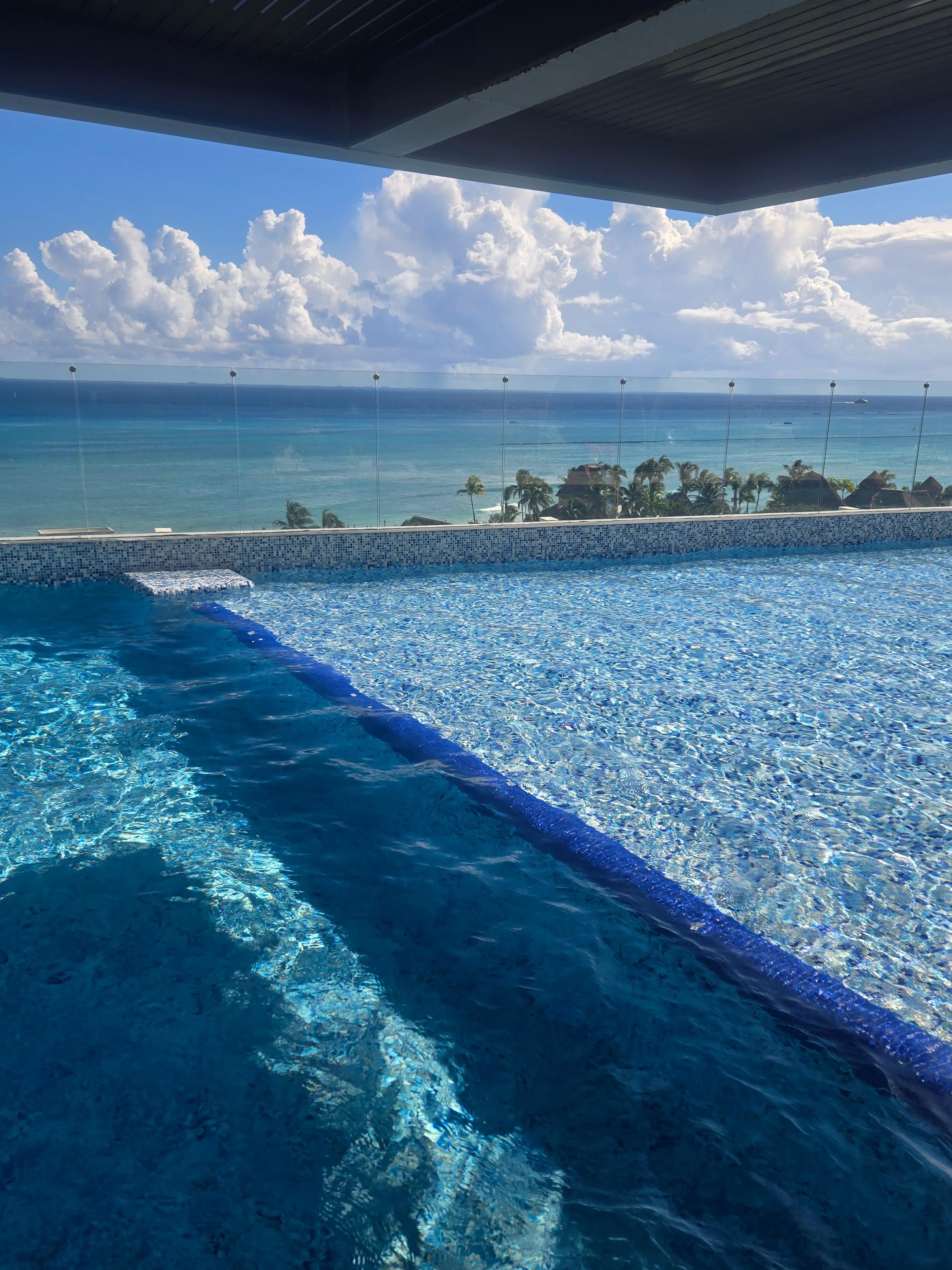 The pool is excellent but again, a bit shabby. Not terrible but like 85%/100%