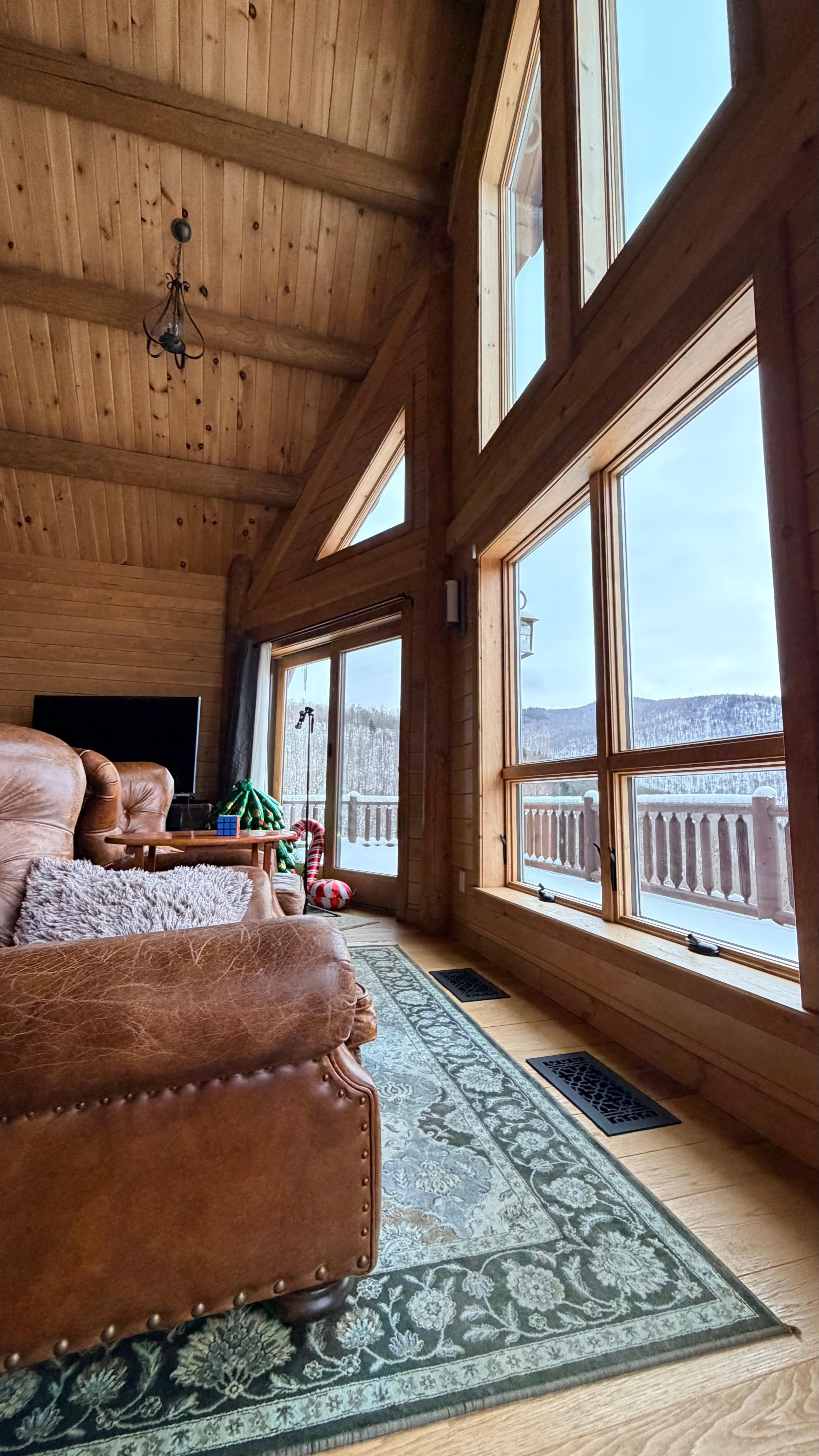 Large windows with panoramic views of the mountains 