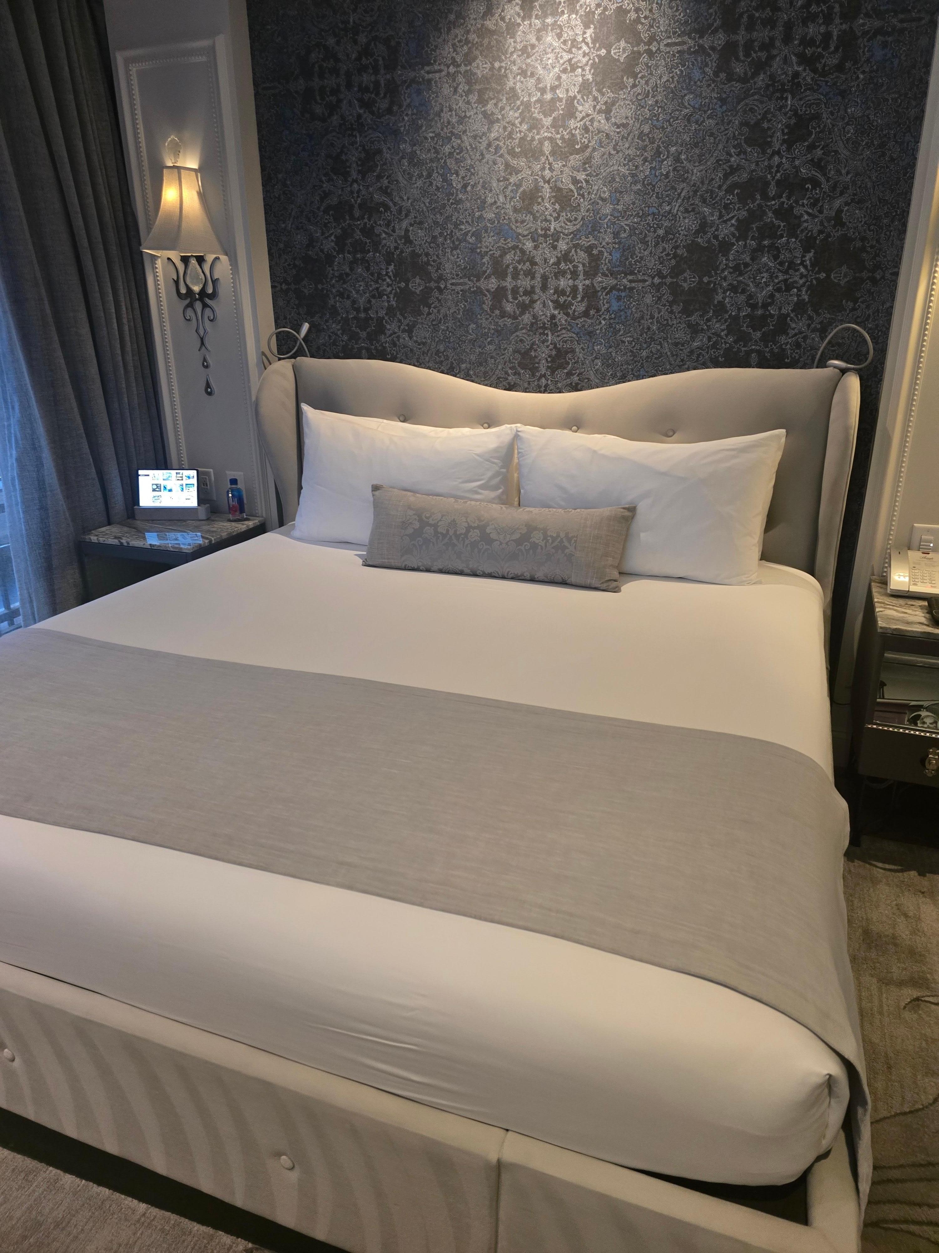 KING Executive Suite