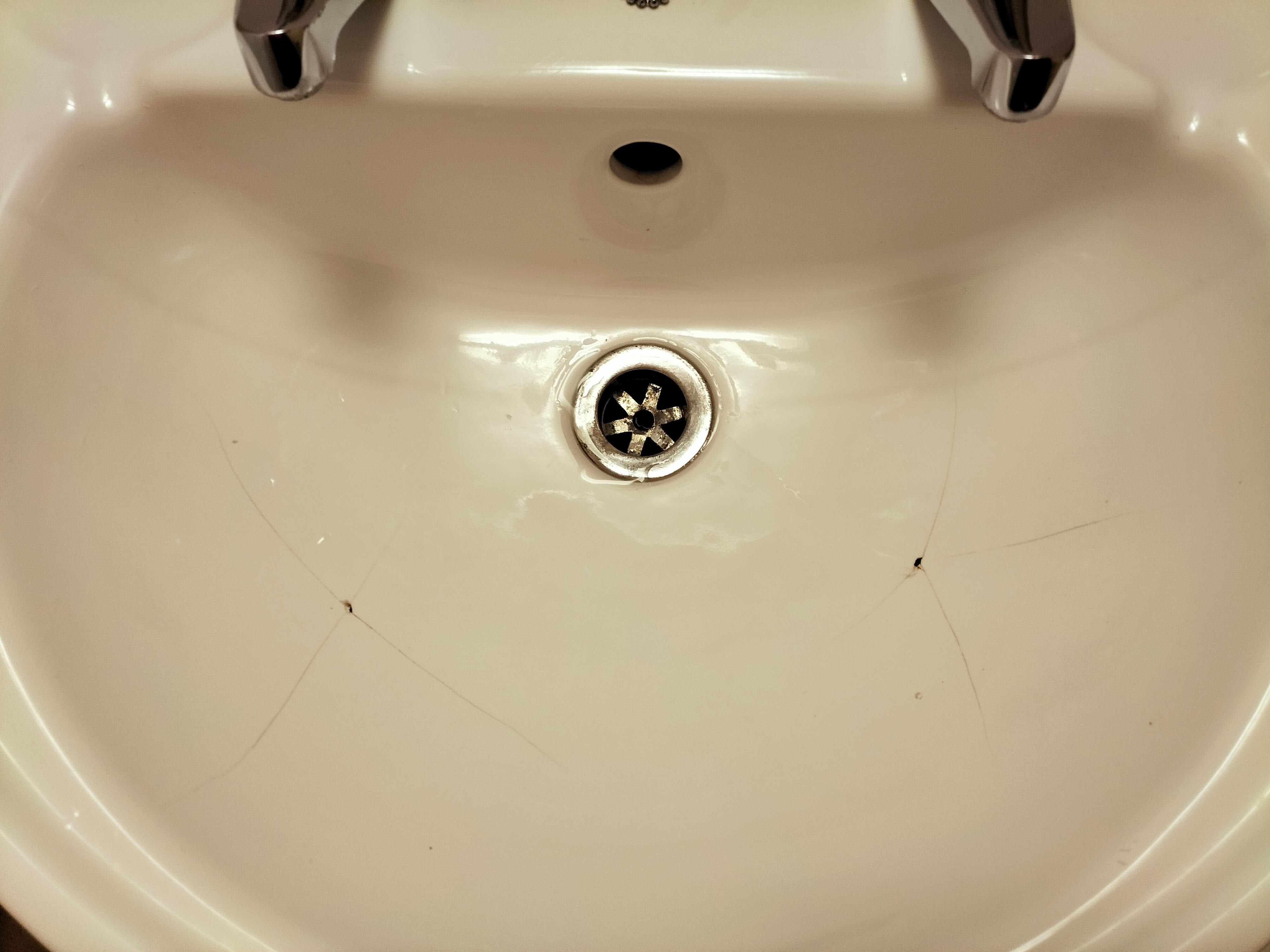 Cracks in sink