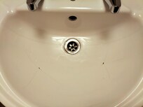 Cracks in sink