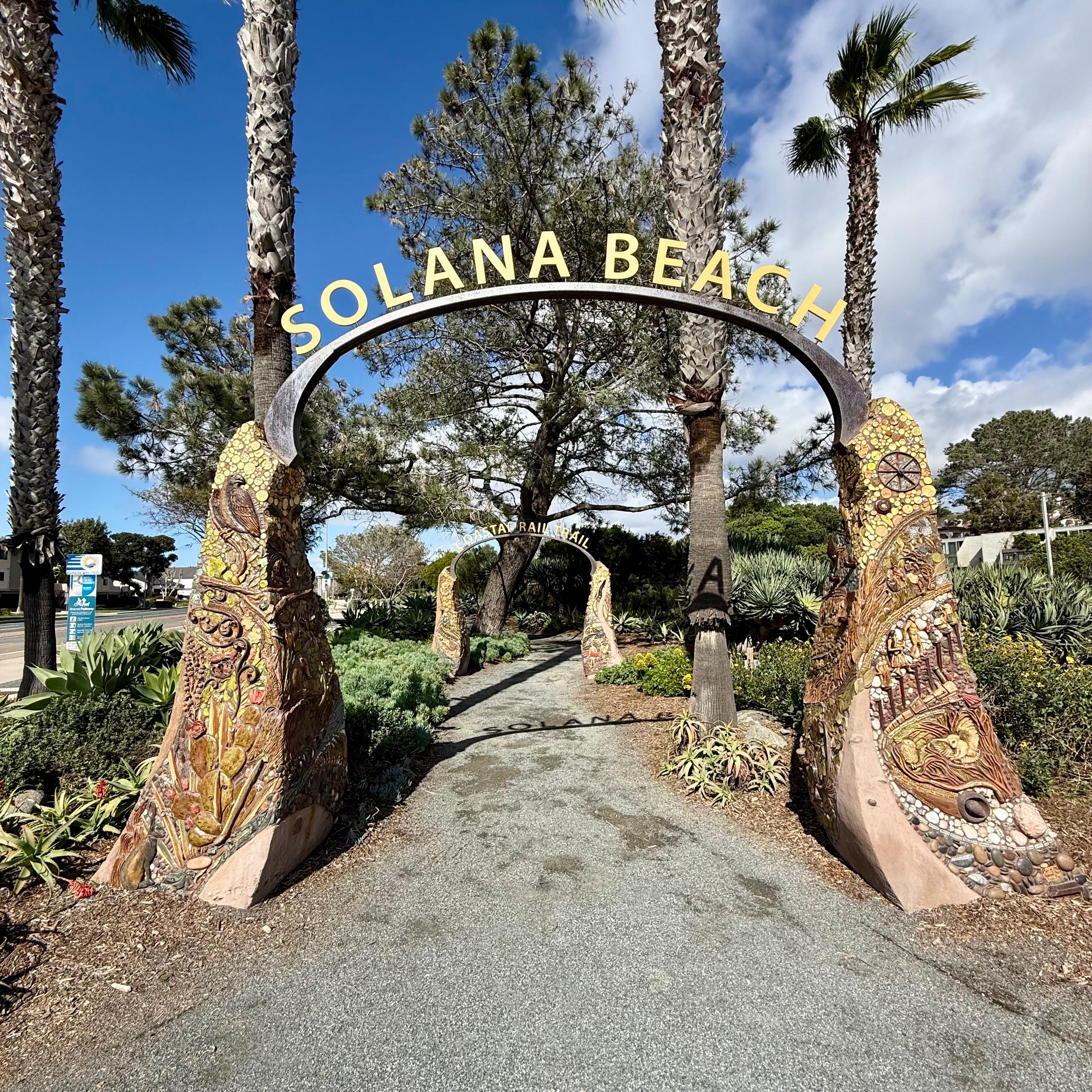 Great walkable town.  Very clean, safe, and beautiful.  Lots of close by restaurants.  Walking train and Dog Beach! 