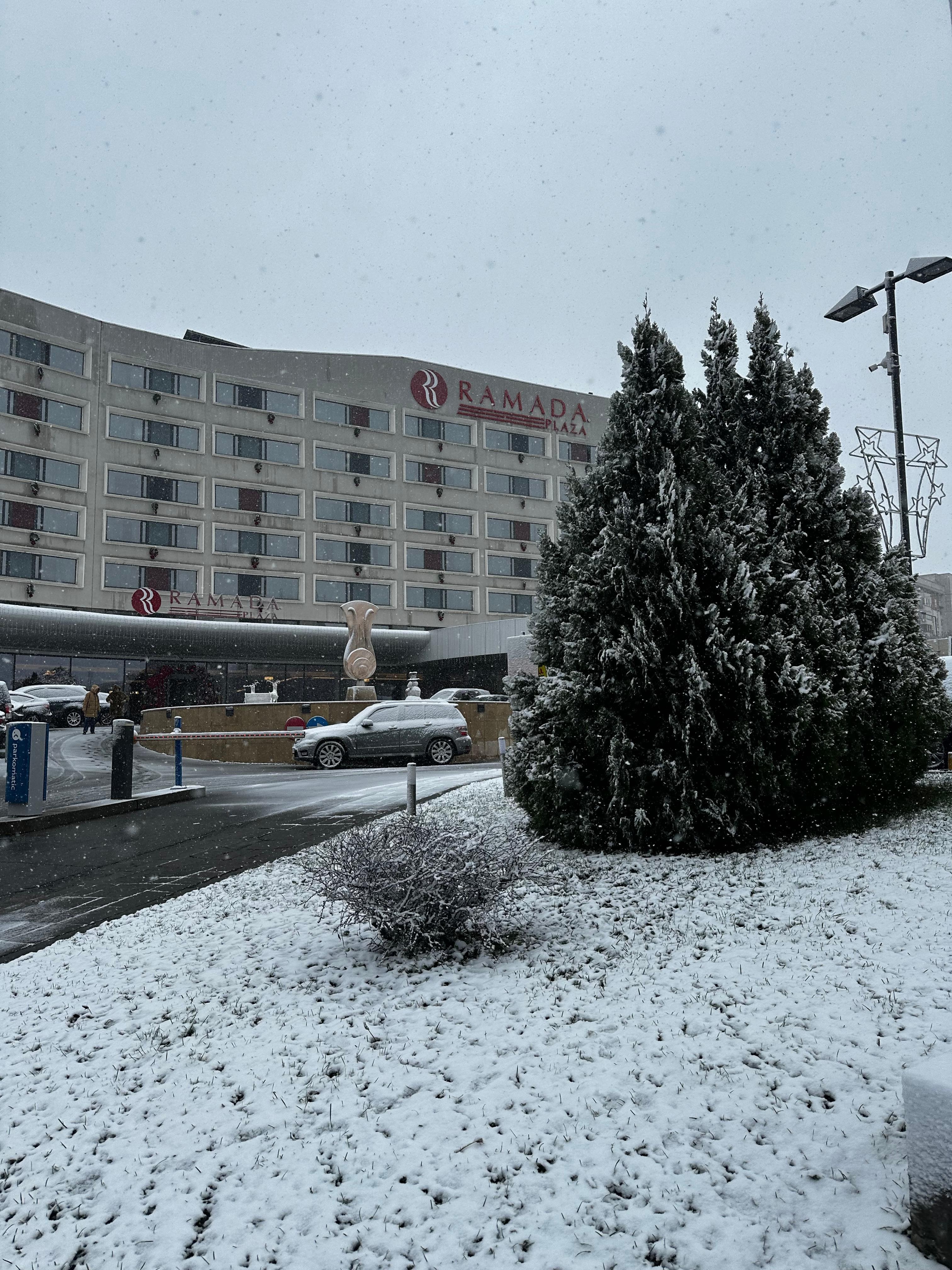 Great location , parking 