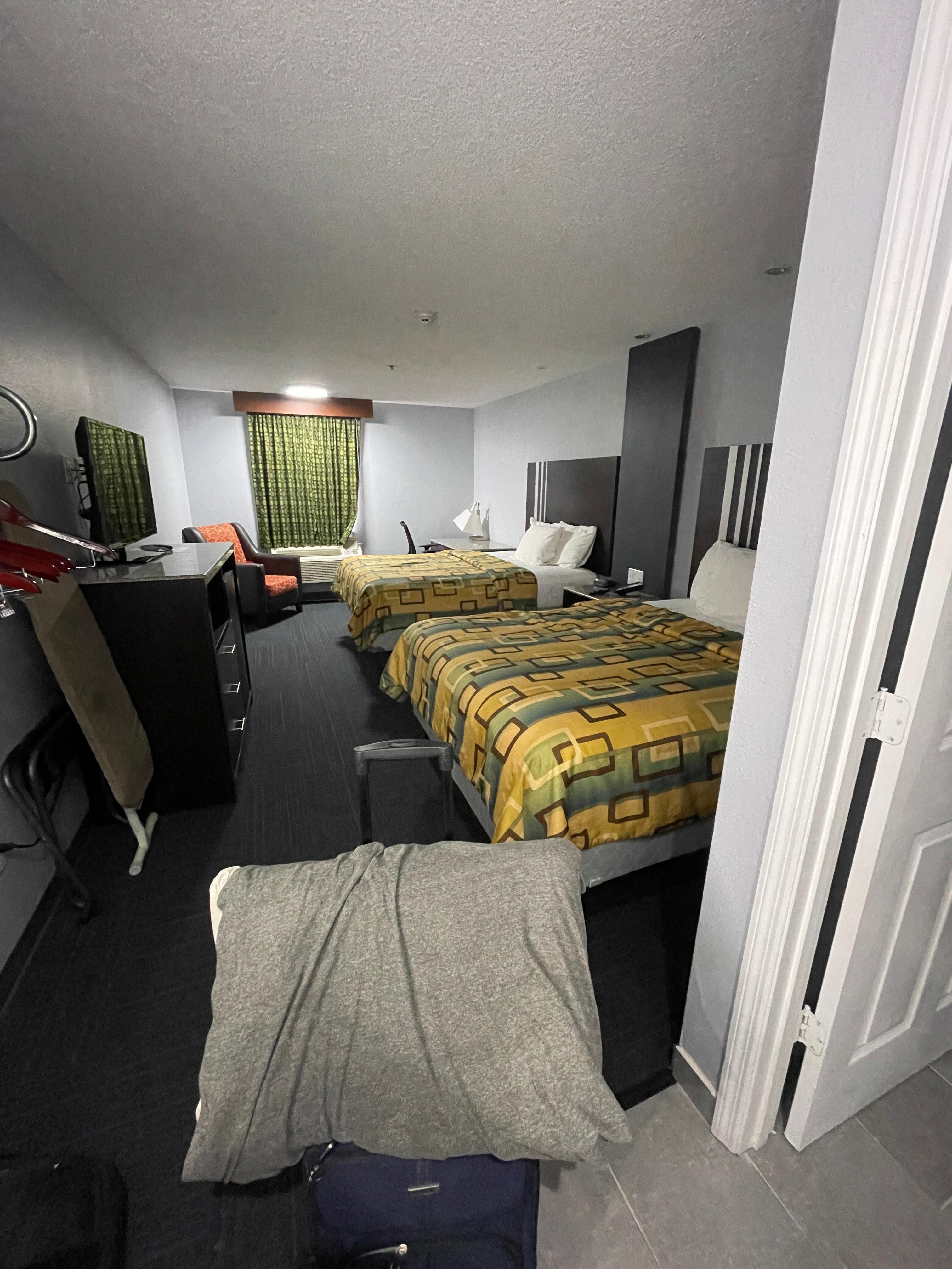 Double Queen room check in
