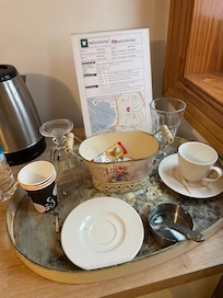 Ants are in the coffee cups