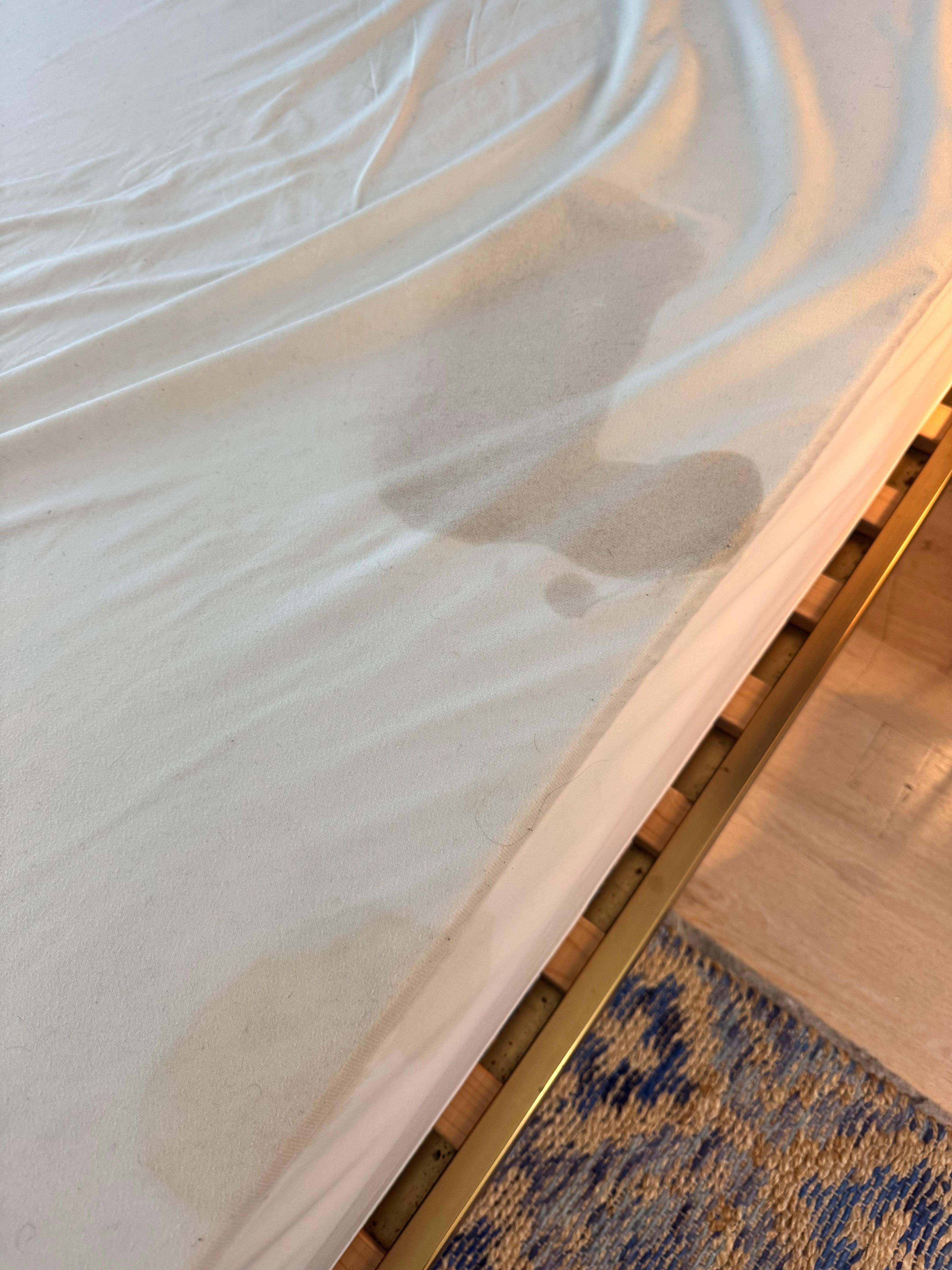 Master bed cover