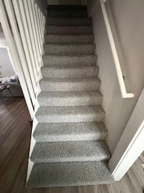 Showing how steep the stairs are.