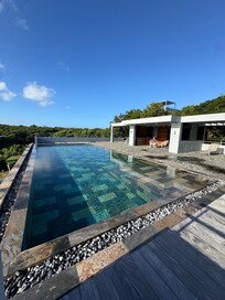 This pool is incredible! 💕