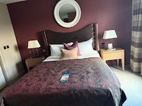 Gorgeous comfy bed !