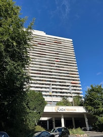 Hotellet från entrésidan