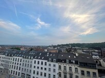 zicht vanop het rooftop terras.