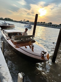 San Marco airport water taxi pickup. Hotel Becher staff arranged for us and sent us pictures to guide us to the process.