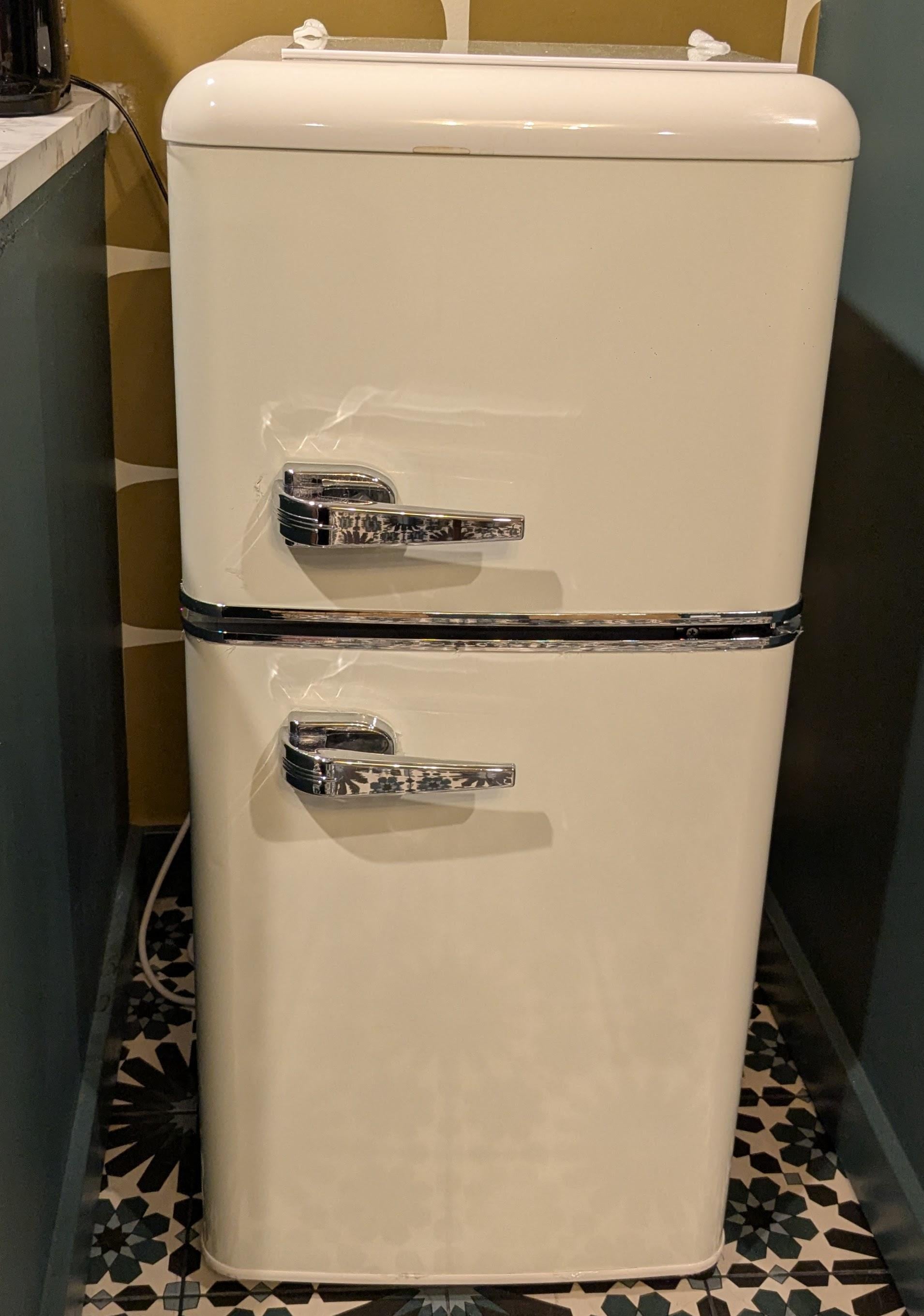Adorable mini fridge