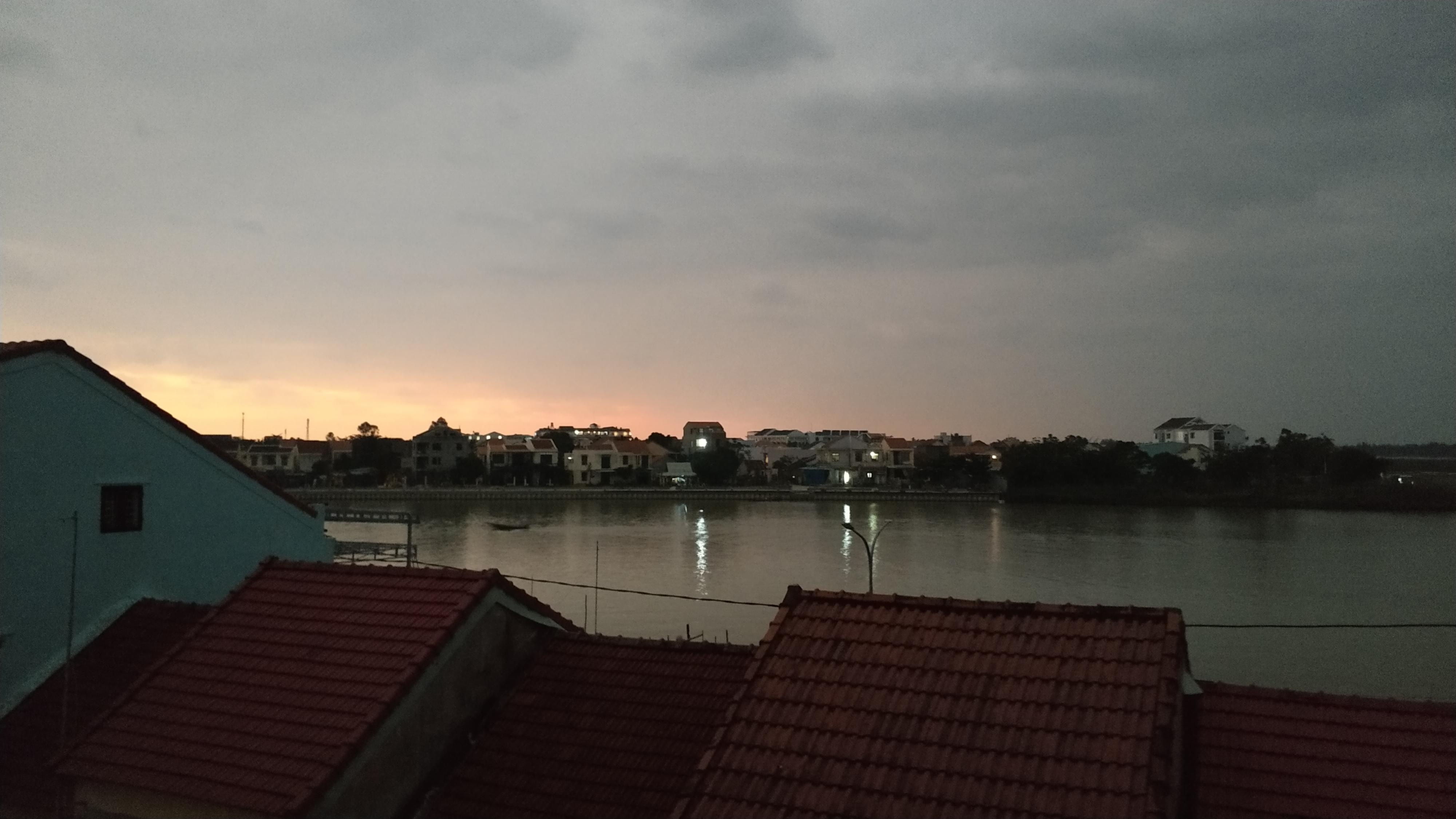 露台對開很開揚