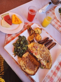 All Inclusive Breakfast Day1