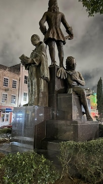 Enjoying historic landmarks and art near the hotel.