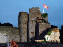 Spectacle nocturne au château de Talmont Saint Hilaire