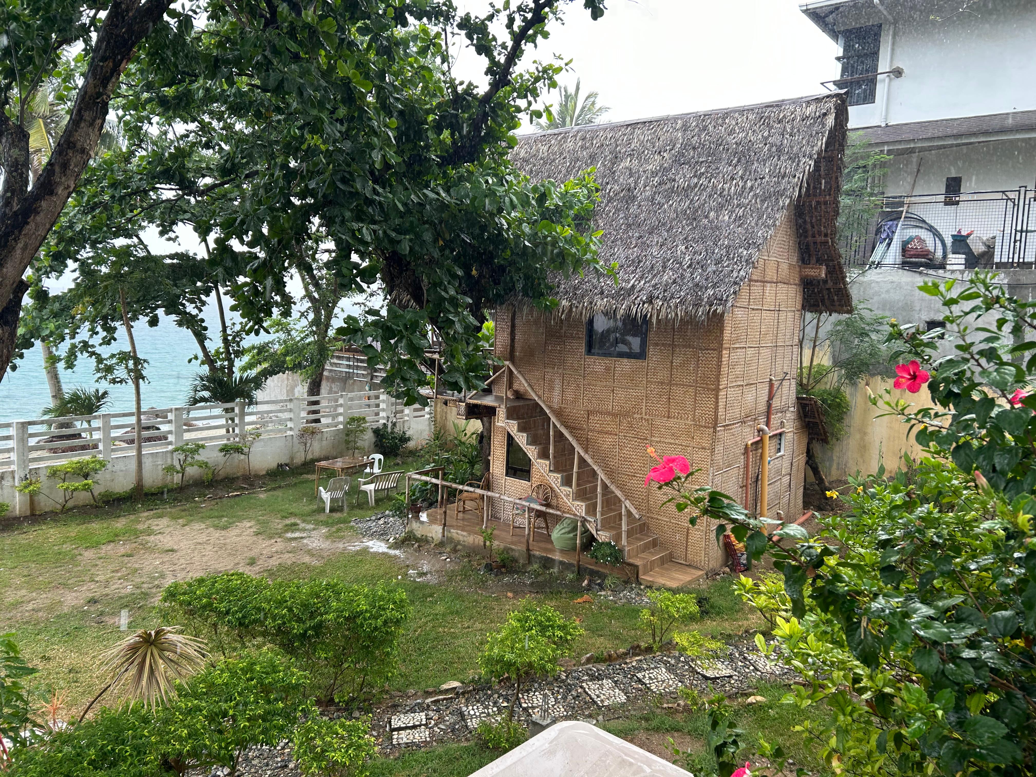 The accommodation is just in front of the beach