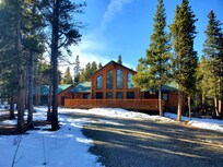 Gorgeous place and location!