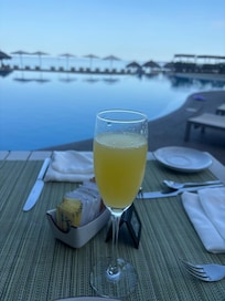 Gorgeous view from the restaurant out into the pool and the ocean