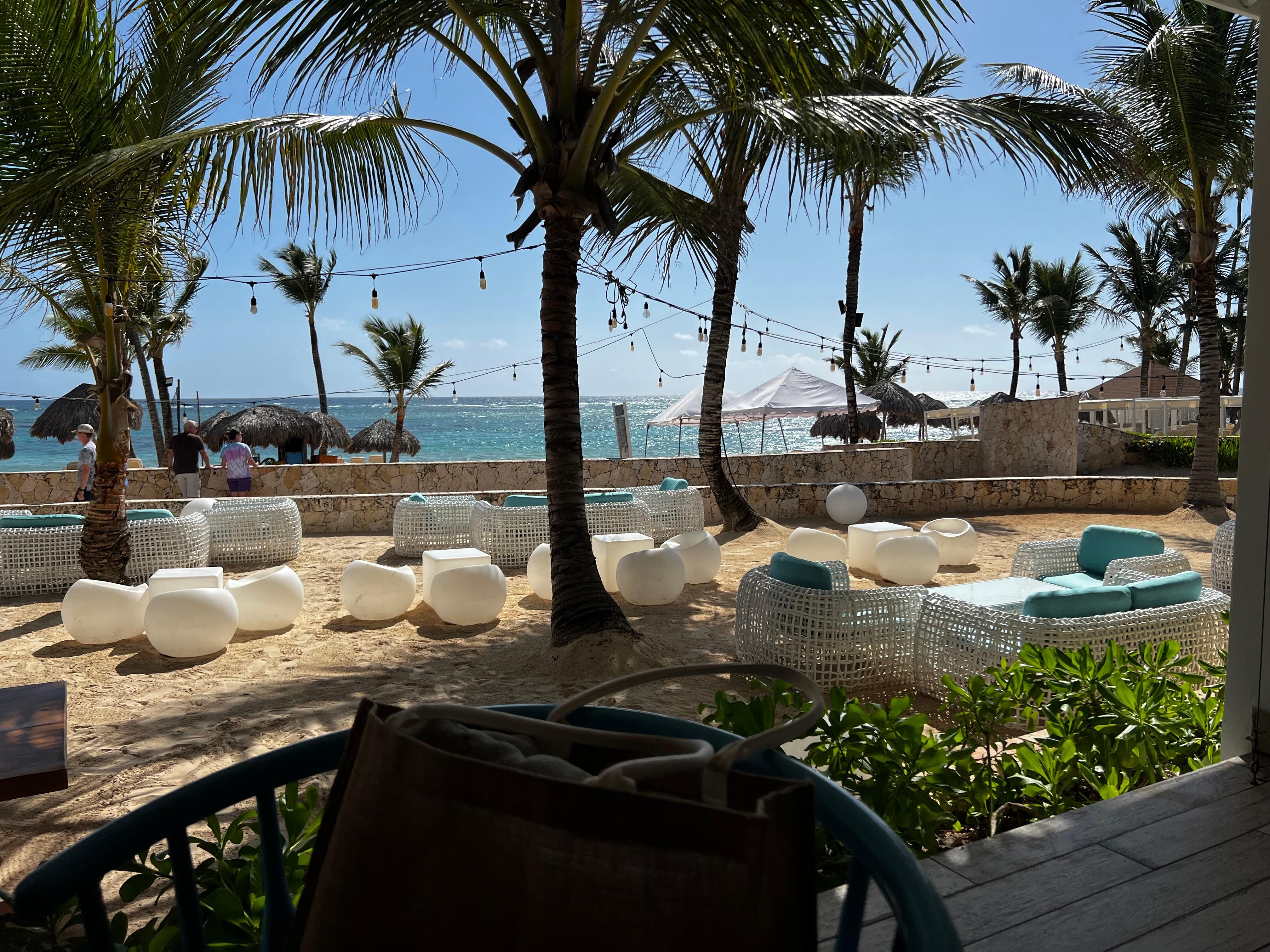 Seaside Breakfast Area