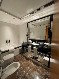 Partie de la salle de bains de la chambre Executive