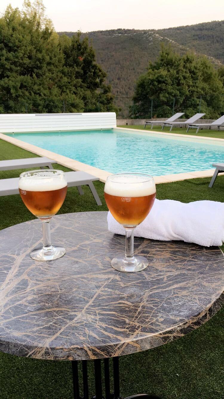 Varför inte en öl o ett dopp efter åt