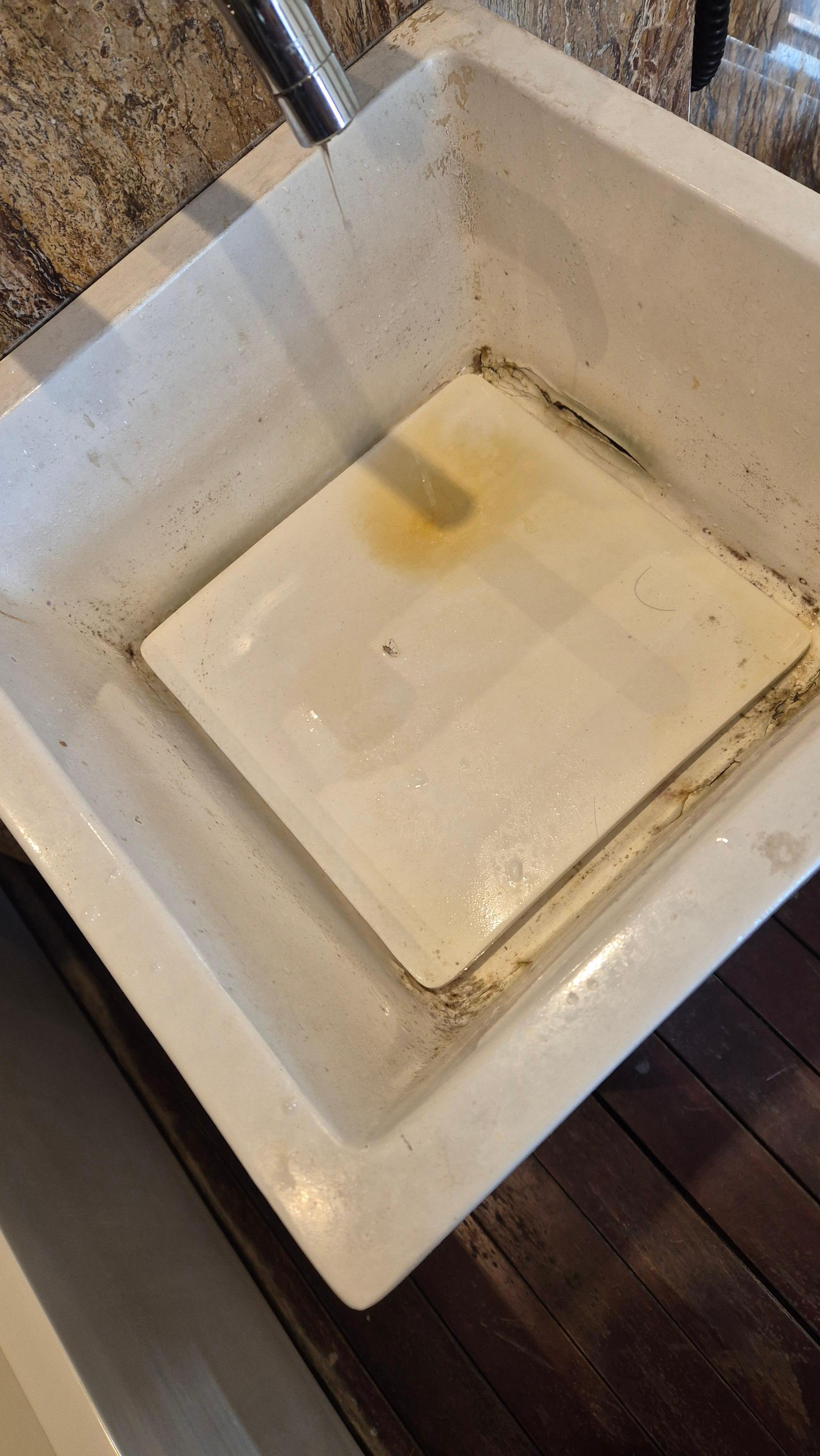 This is the sink with rust, mold and dirty. This is how it was when I got there