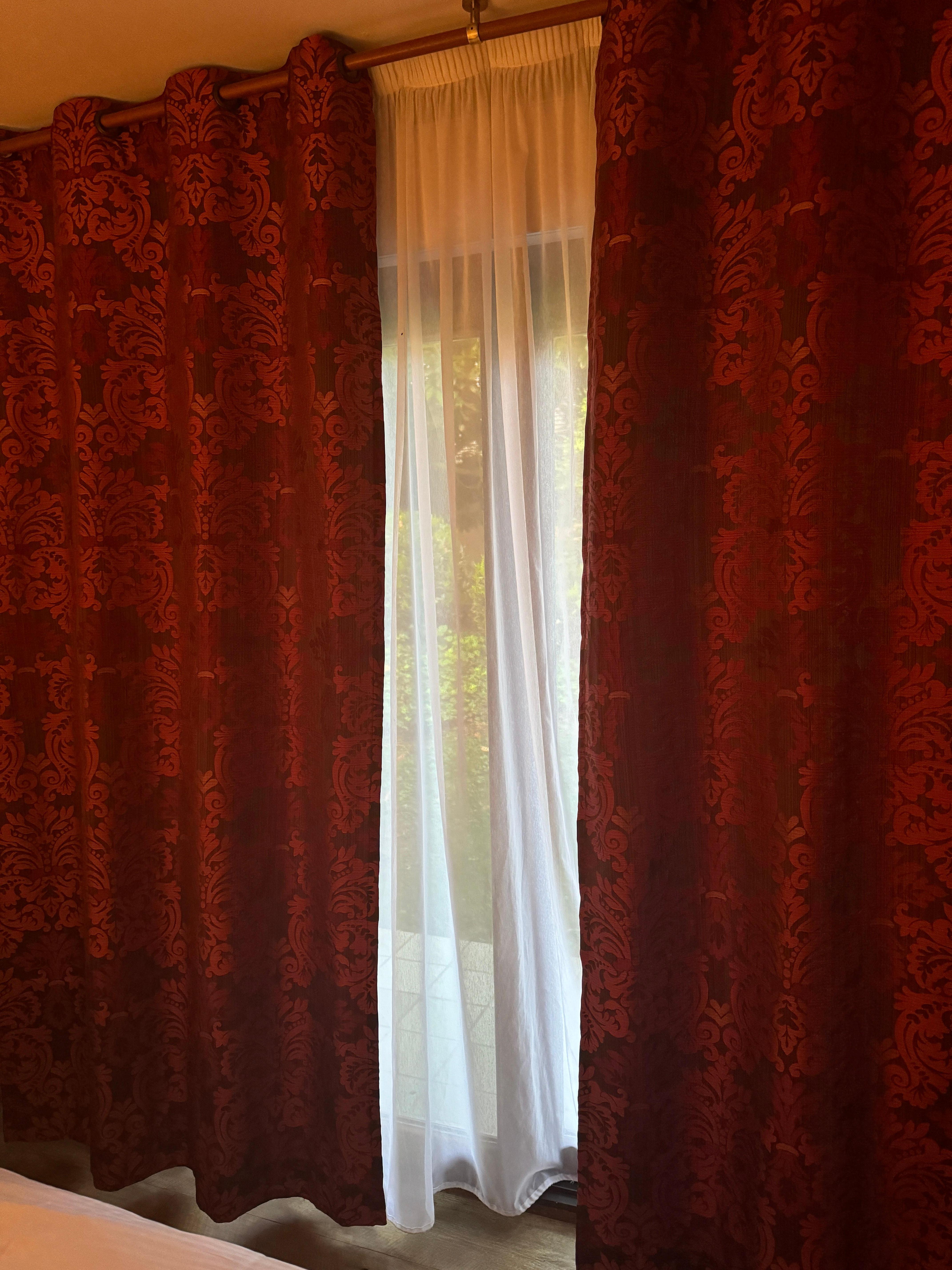 The curtains!