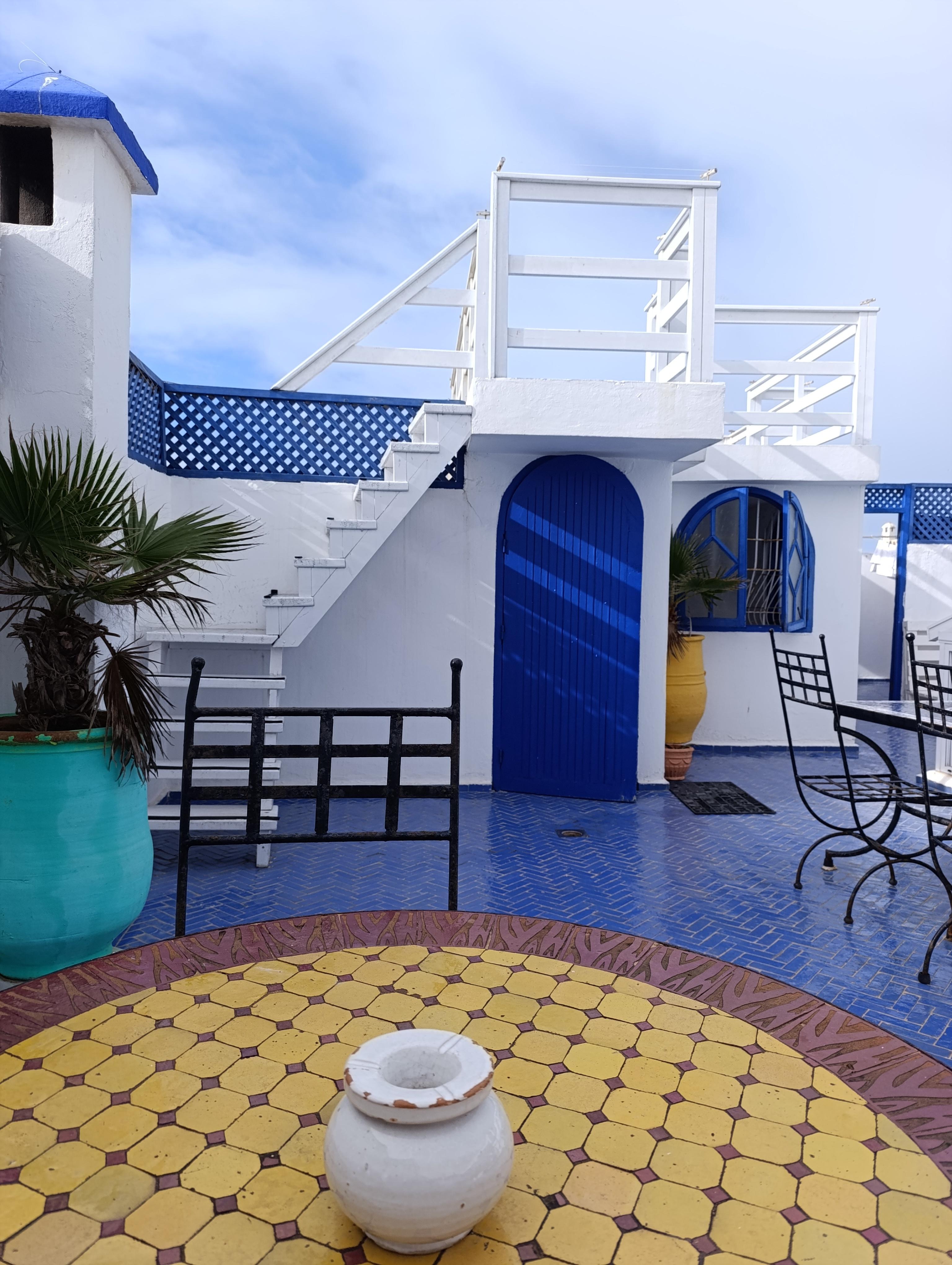 La sublime terrasse, avec vue panoramique sur la Médina 