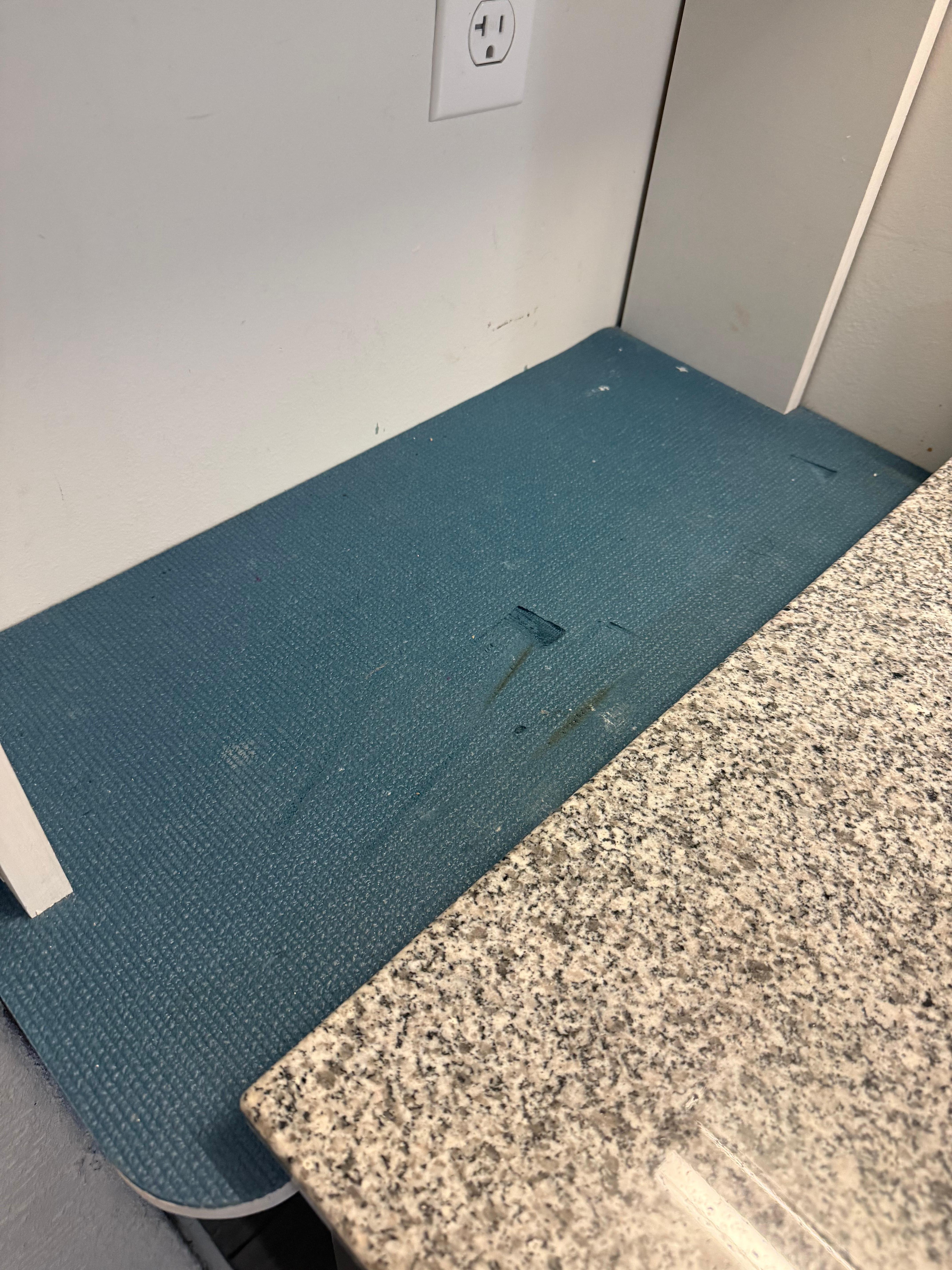 I don’t know how what the stains are here. 