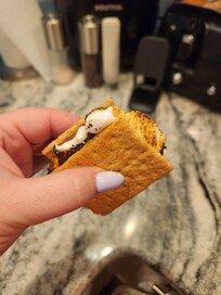 Complimentary s'mores kits for the firepit!